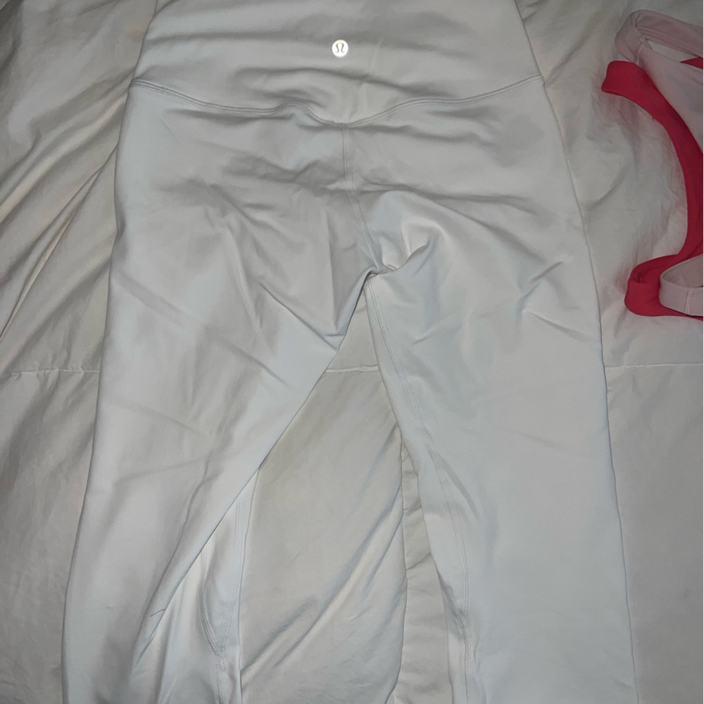 NWOT SIZE 6 WHITE ALIGN LEGGINGS